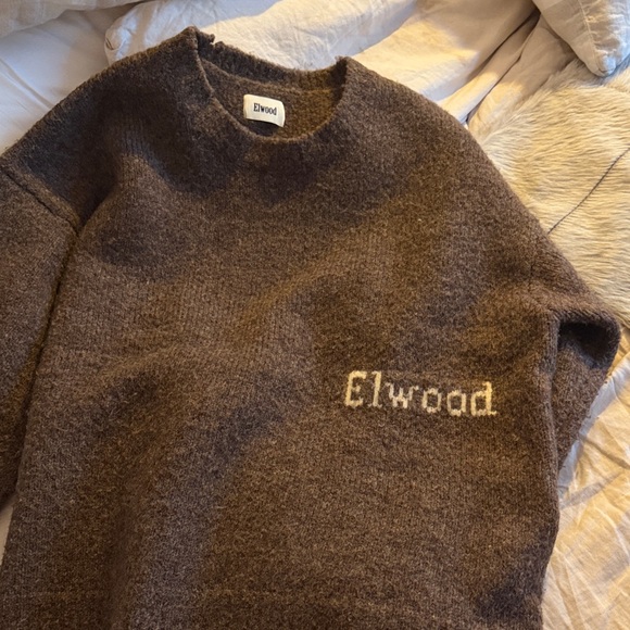 Elwood Sweaters - Elwood Women's Brown Crew Neck Sweater